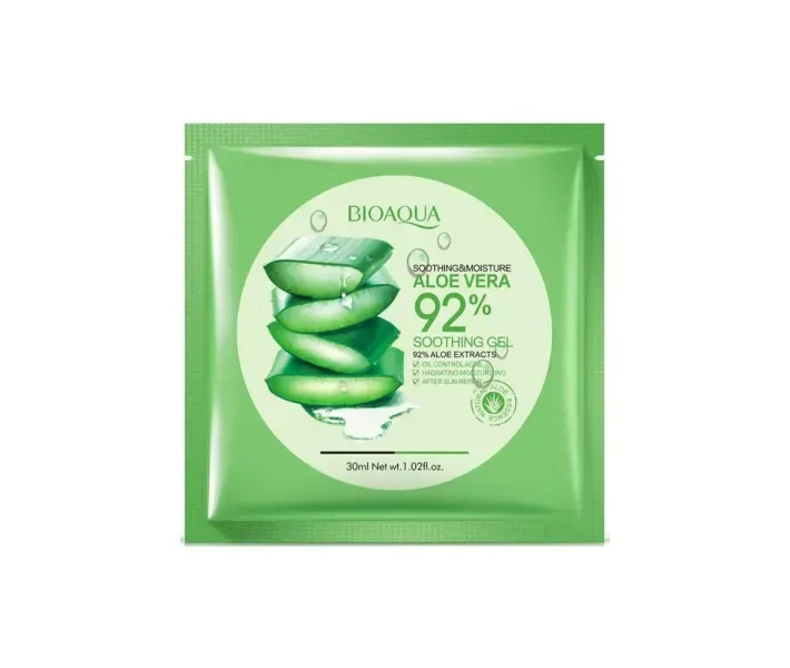 Зволожуюча тканинна маска для обличчя з Алое Віра Bioaqua Aloe Vera 92% антибактеріальну протизапальну