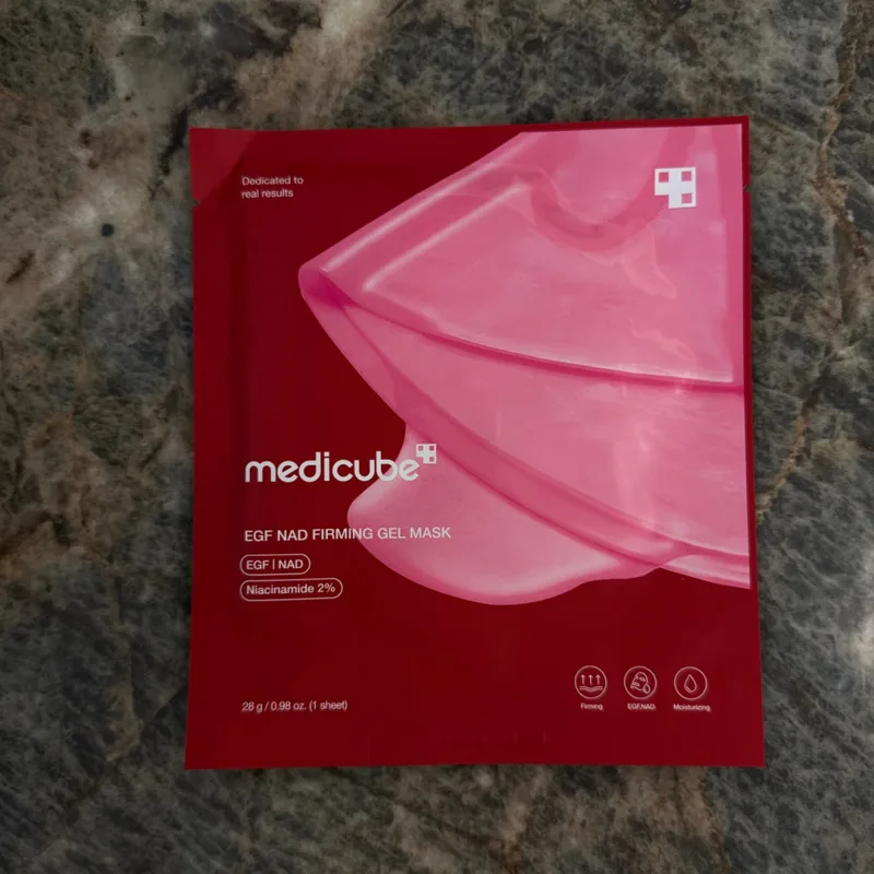 Medicube EGF NAD Firming Gel Mask Зміцнювальна гелева маска для шкіри обличчя 28 г