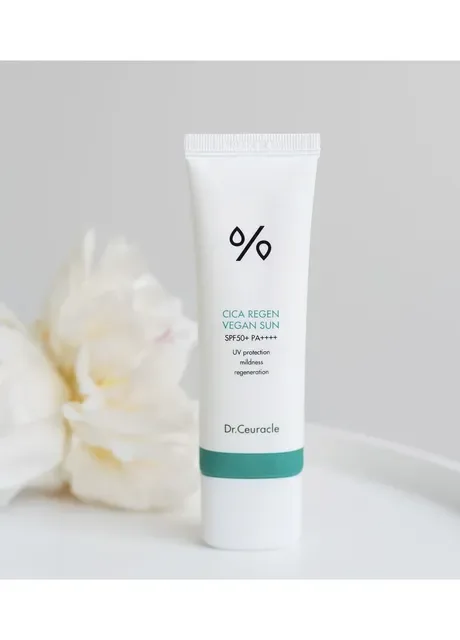 Сонцезахисний веганський крем із центелою Cica Regen Vegan Sun SPF50+ PA++++ 50 мл Dr.Ceuracle (406204172)