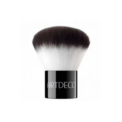 Artdeco Kabuki Brush for a Professional Finish