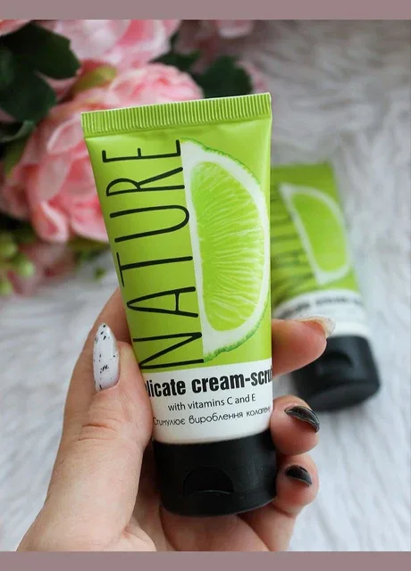Делікатний крем-скраб для обличчя Bioton Cosmetics Nature Delicate Cream-Scrub з вітамінами С та Е, 50 мл Биотон (307822429)