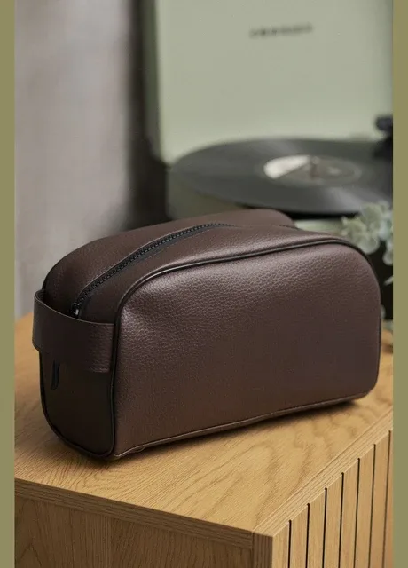 Шкіряна Косметичка Дорожна Сумка Несесер Cosmetic Without (326520203)