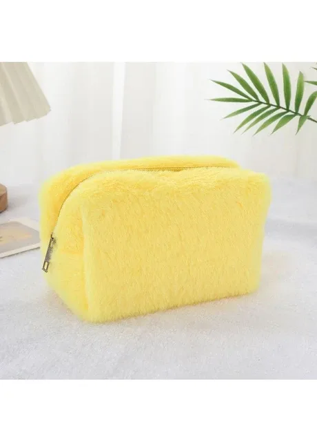 Пухнаста плюшева косметичка 18х9х10 см Yellow (AN0103003) ANbeauty (394226176)