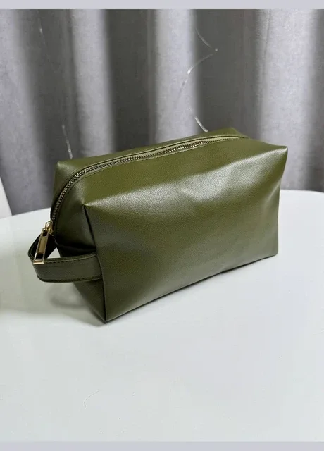 Чоловіча косметичка з екошкіри 21*11,5*10 см No Brand (315424639)