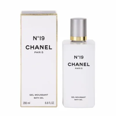 Chanel №19