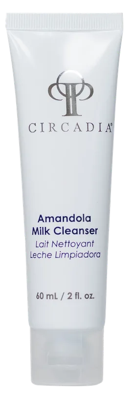 Мигдальне молочко для очищення шкіри Amandola Milk Cleanser Circadia